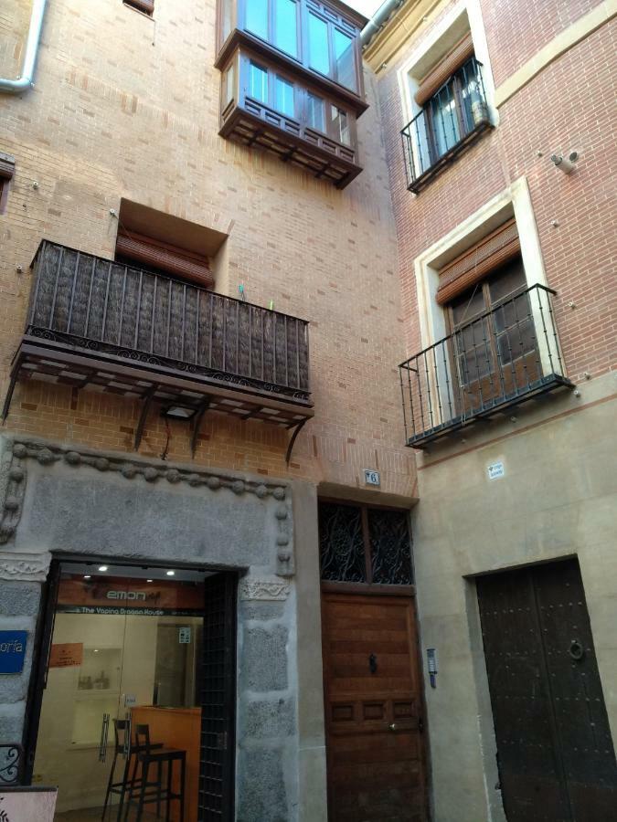 El Patio Del Convento Apartamento Toledo Exterior foto
